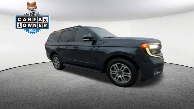 Certified 2025 Ford Expedition Active AWD/4WD image 2