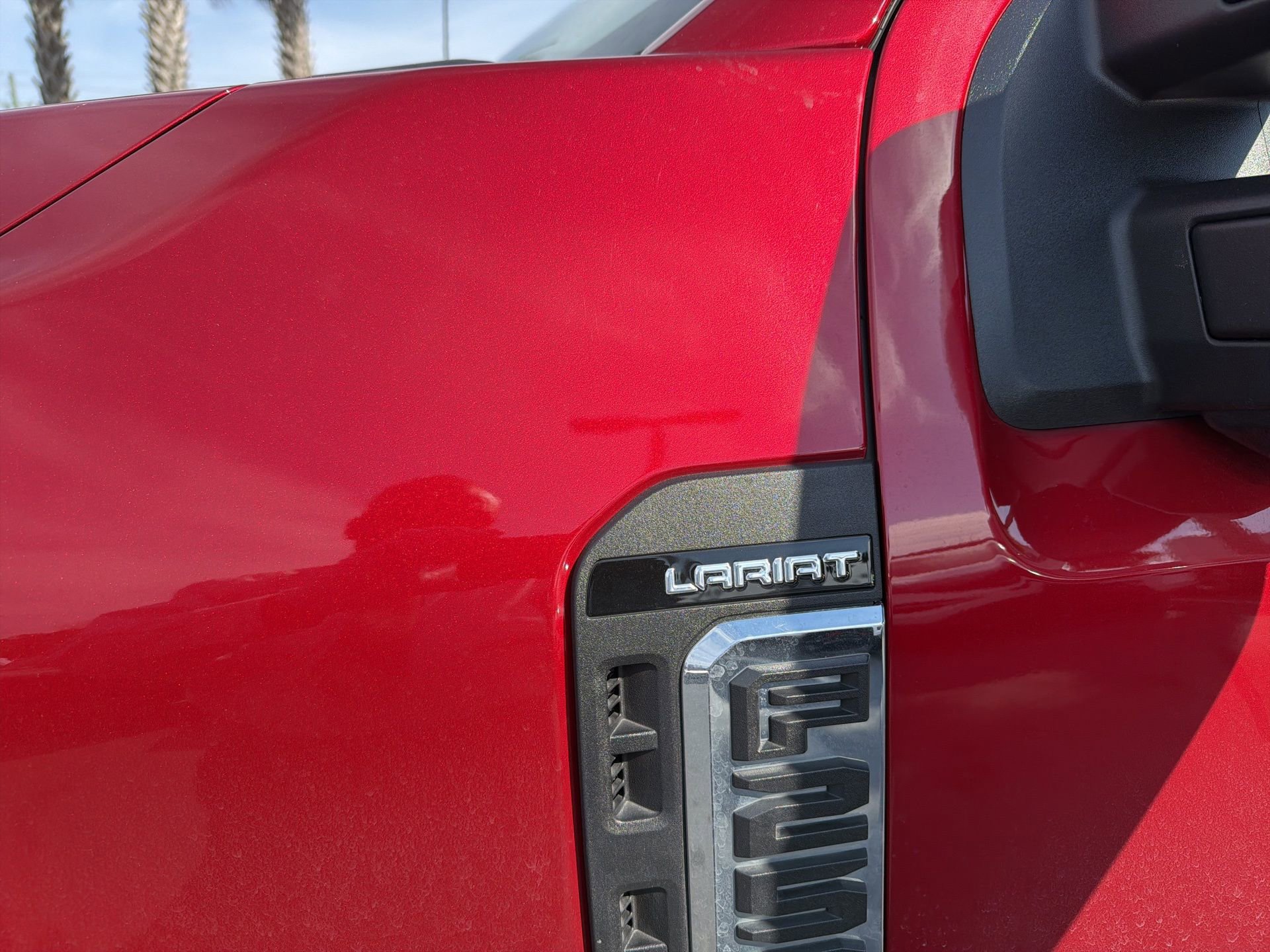 Certified 2024 Ford F250 Lariat w/ Lariat Ultimate Package image 4