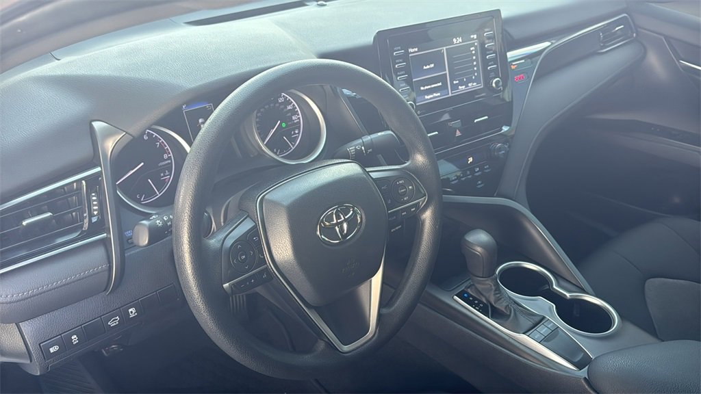 Used 2023 Toyota Camry LE image 21