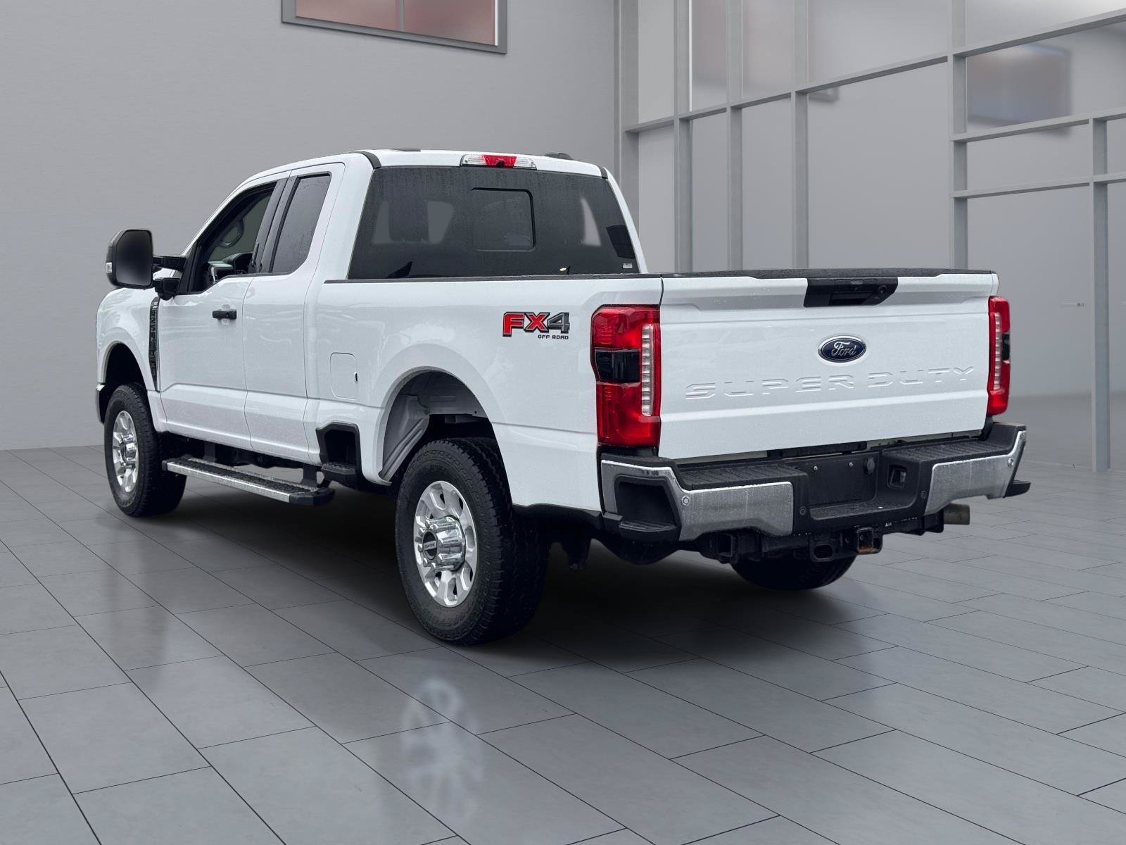 Certified 2023 Ford F250 XLT w/ 360-Degree Camera Package AWD/4WD image 5