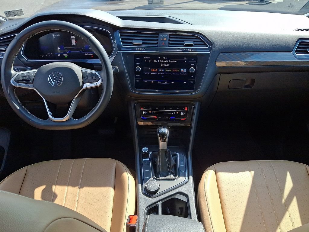 Used 2024 Volkswagen Tiguan SE AWD/4WD image 15