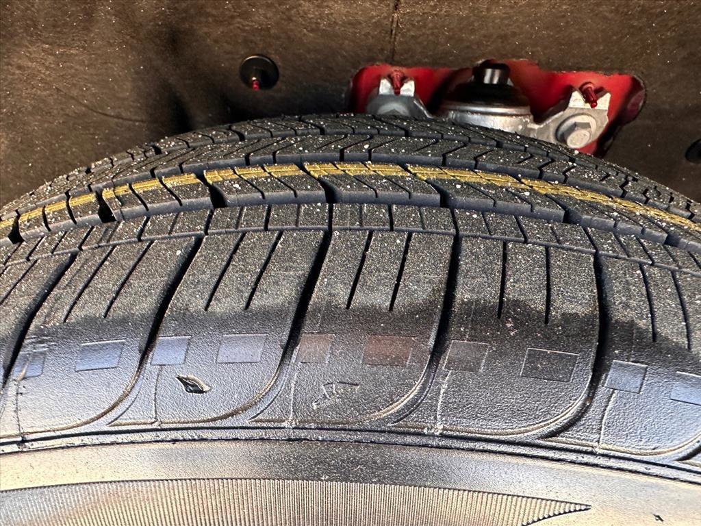 Certified 2024 Ford Explorer XLT w/ Equipment Group 202A image 28