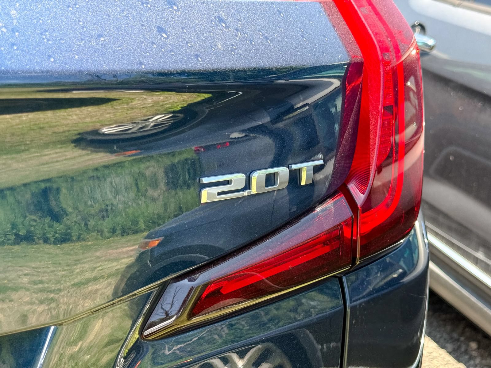 Used 2019 Cadillac XT4 Premium Luxury AWD/4WD image 5