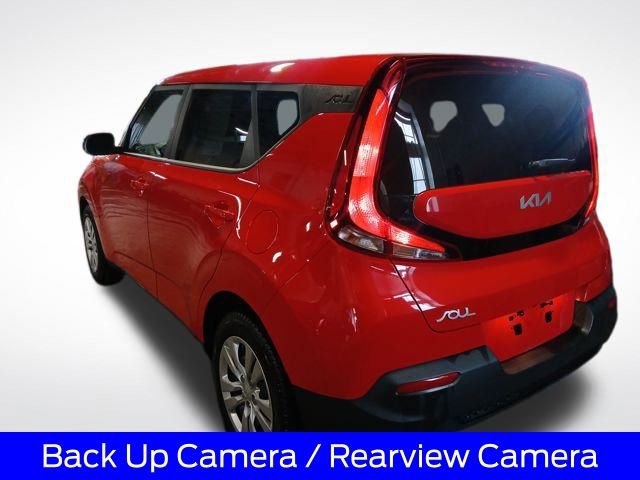 Used 2022 Kia Soul LX image 7