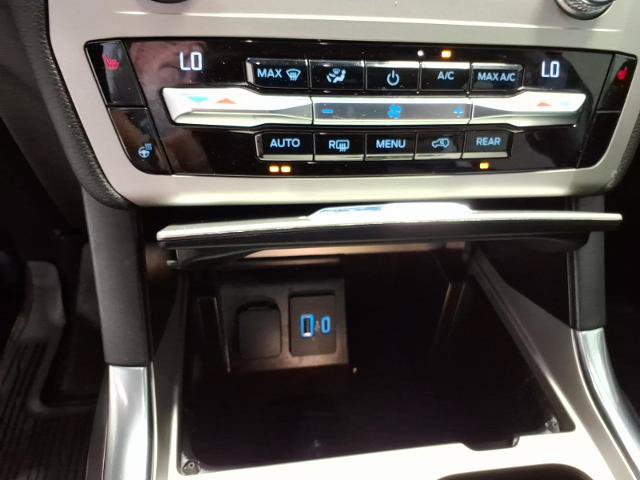 Certified 2021 Ford Explorer XLT w/ Equipment Group 202A RWD image 20