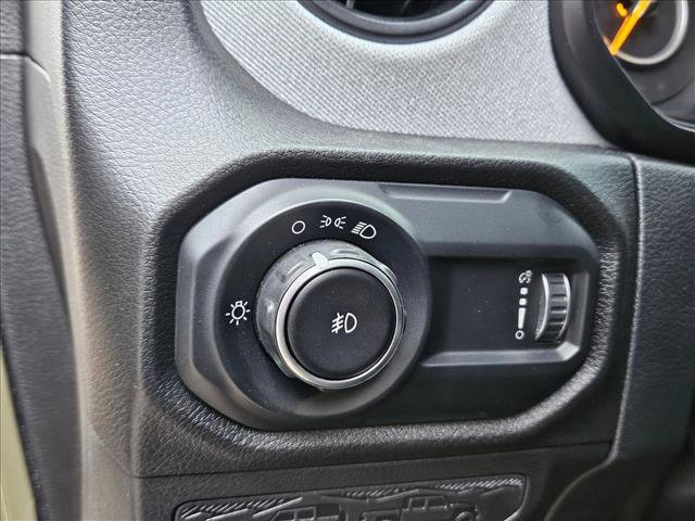 Used 2025 Jeep Wrangler Sport AWD/4WD image 25