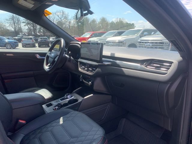 Certified 2023 Ford Escape ST-Line Elite w/ Premium Technology Package image 16