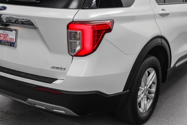 Certified 2023 Ford Explorer XLT w/ Equipment Group 202A AWD/4WD image 9
