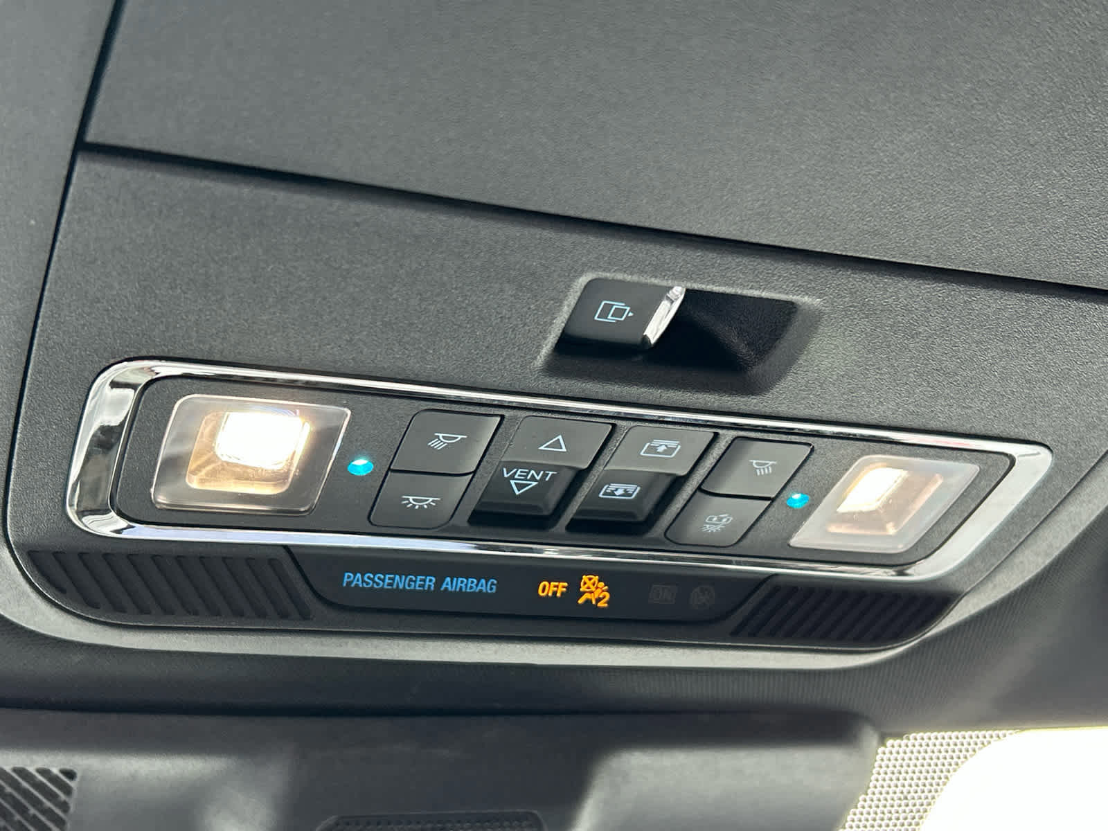 Certified 2025 Ford F150 Lariat w/ FX4 Off-Road Package image 39