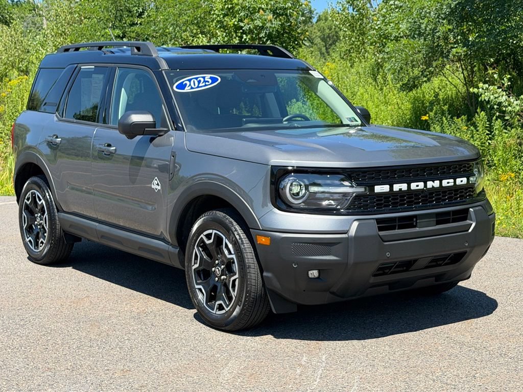 Certified 2025 Ford Bronco Sport Outer Banks w/ Outer Banks Tech Package+ AWD/4WD image 1