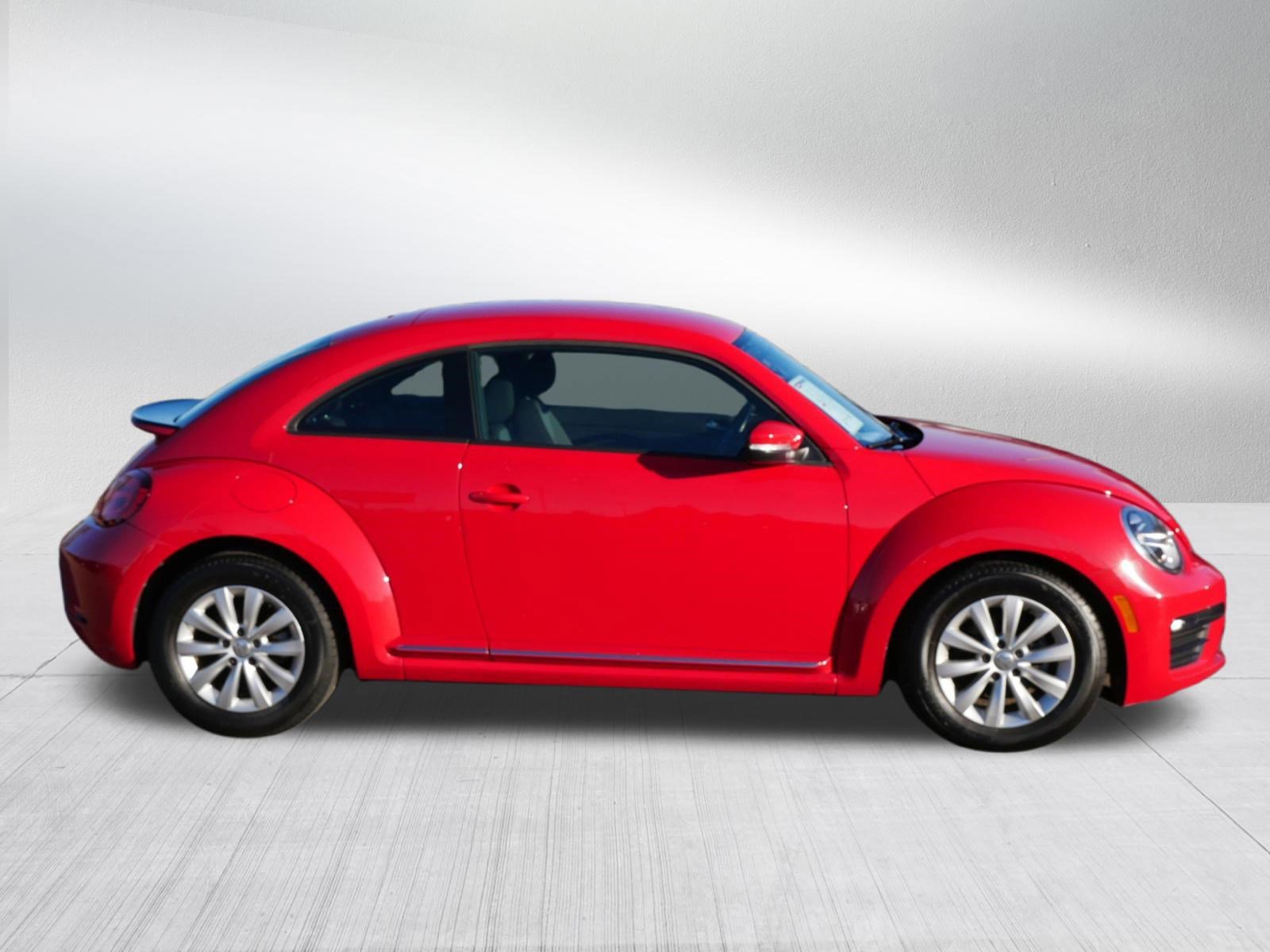 Used 2019 Volkswagen Beetle 2.0T Final Edition SEL image 6