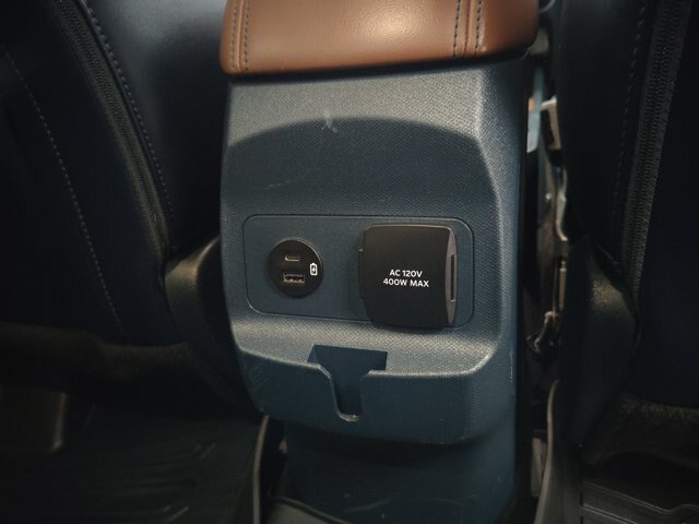 Certified 2022 Ford Maverick Lariat w/ Lariat Luxury Package AWD/4WD image 35