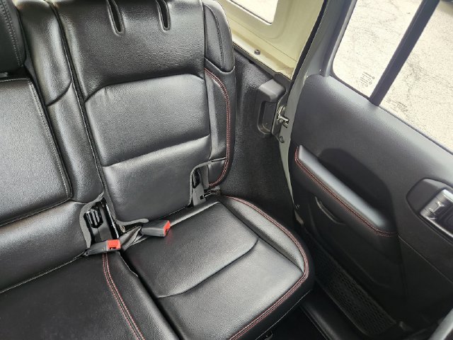 Used 2020 Jeep Wrangler Unlimited Rubicon AWD/4WD image 17