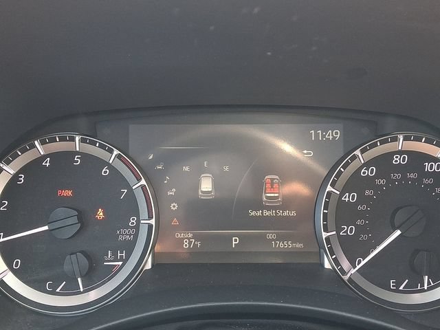 Used 2023 Toyota Highlander XLE FWD image 21