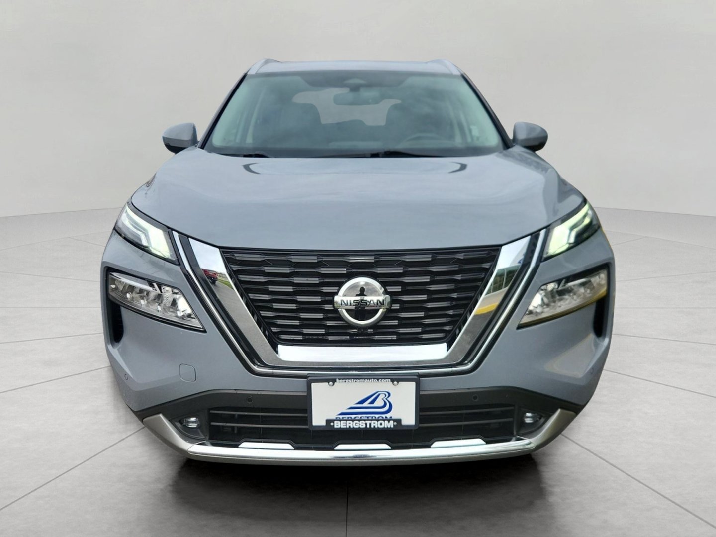 Used 2021 Nissan Rogue Platinum AWD/4WD image 4