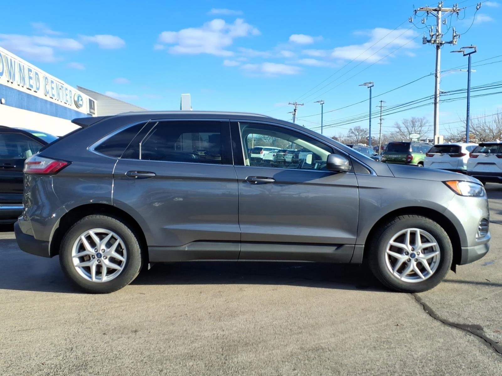 Certified 2022 Ford Edge SEL w/ Convenience Package image 6