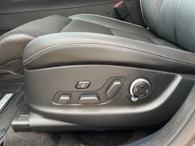 Used 2024 Genesis GV70 2.5T w/ Sport Prestige Package image 21