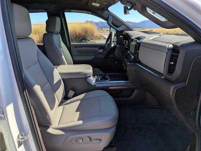 Used 2024 Chevrolet Silverado 2500 LTZ w/ LTZ Plus Package AWD/4WD image 16