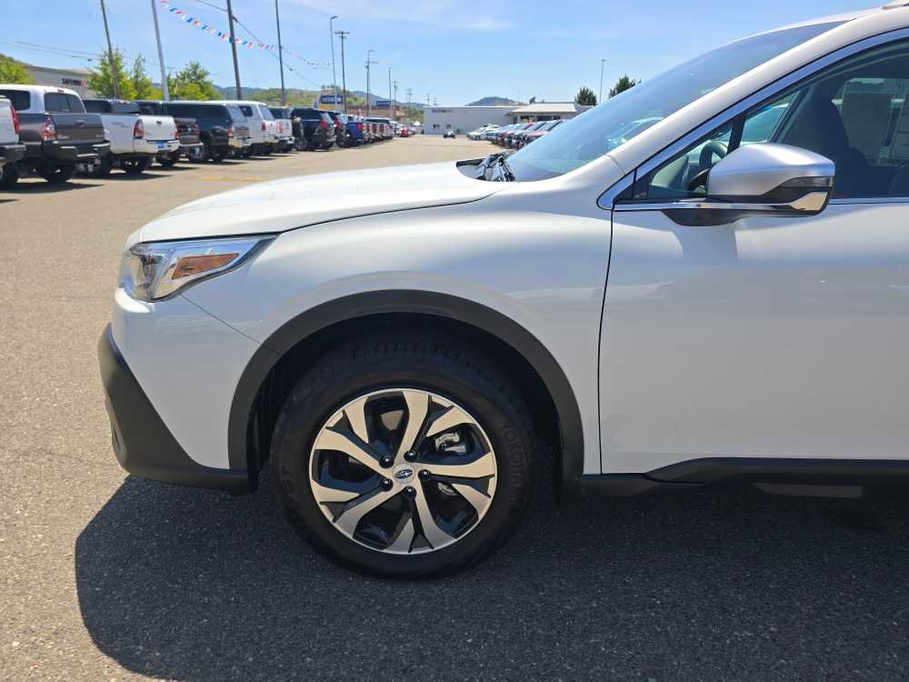 Used 2020 Subaru Outback Touring AWD/4WD image 18