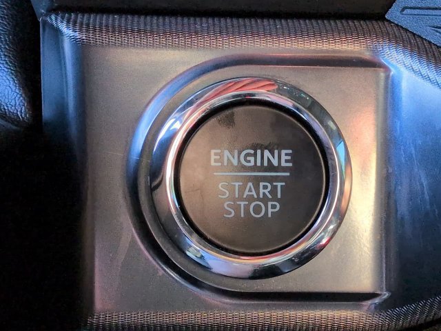 Certified 2025 Ford F150 Lariat w/ Equipment Group 502A High AWD/4WD image 38