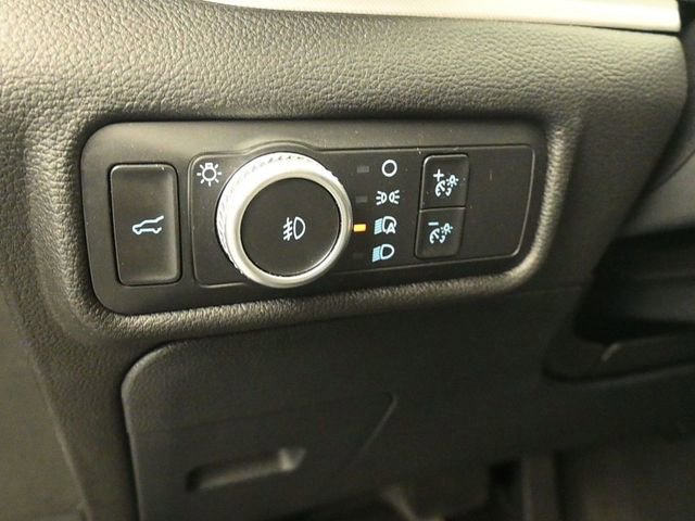 Certified 2022 Ford Explorer XLT w/ Equipment Group 202A AWD/4WD image 14