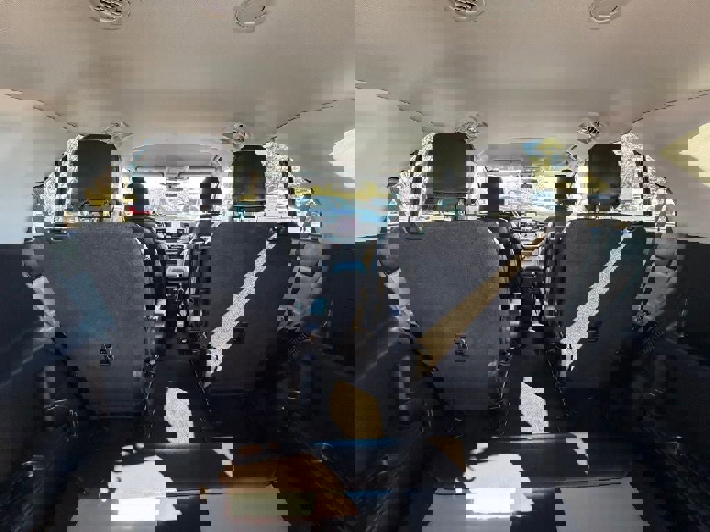 Certified 2022 Ford Explorer XLT w/ Equipment Group 202A image 41