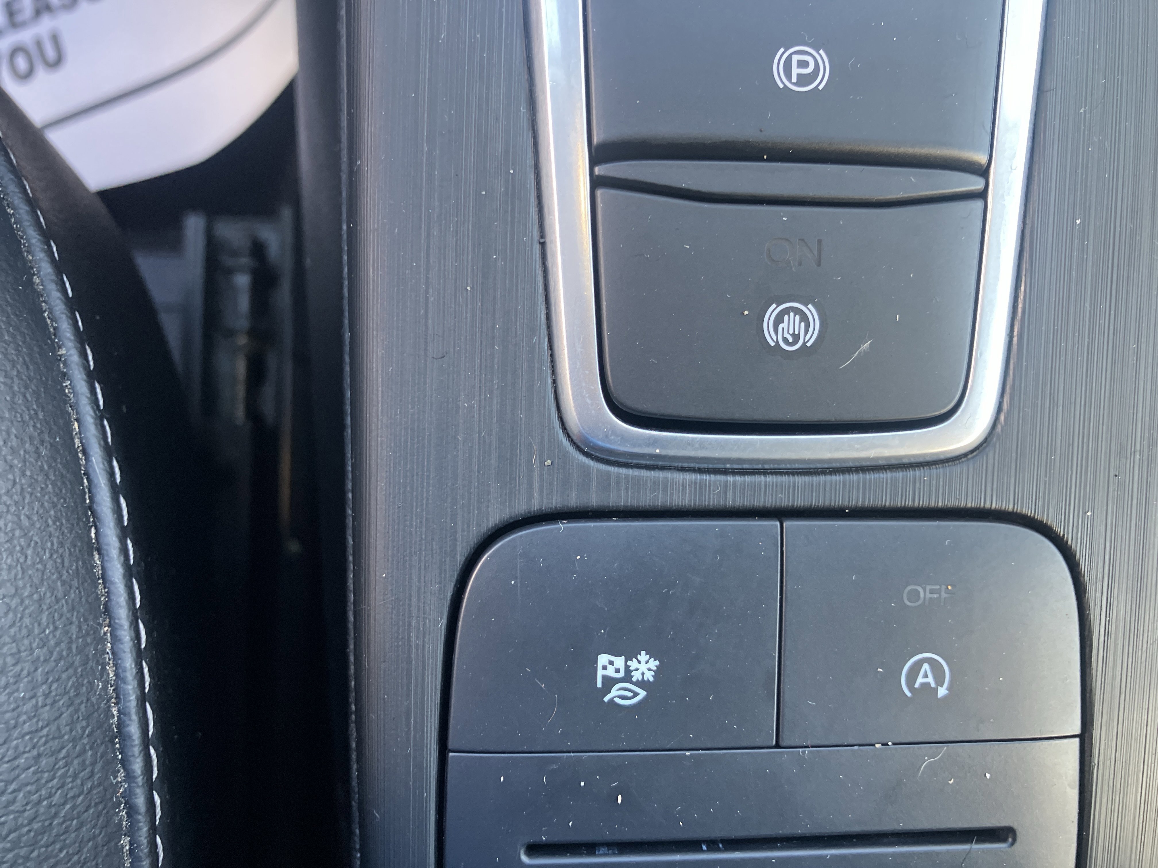 Certified 2021 Ford Escape SEL image 28