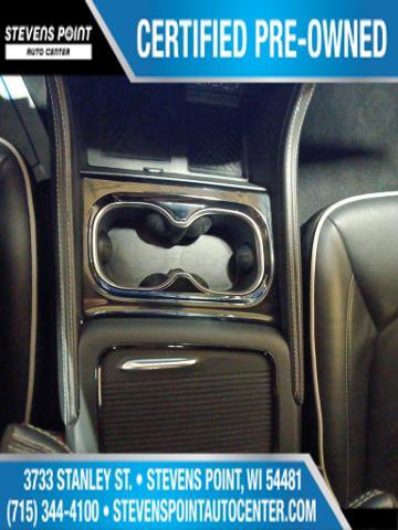 Used 2025 Chrysler Pacifica Limited image 23