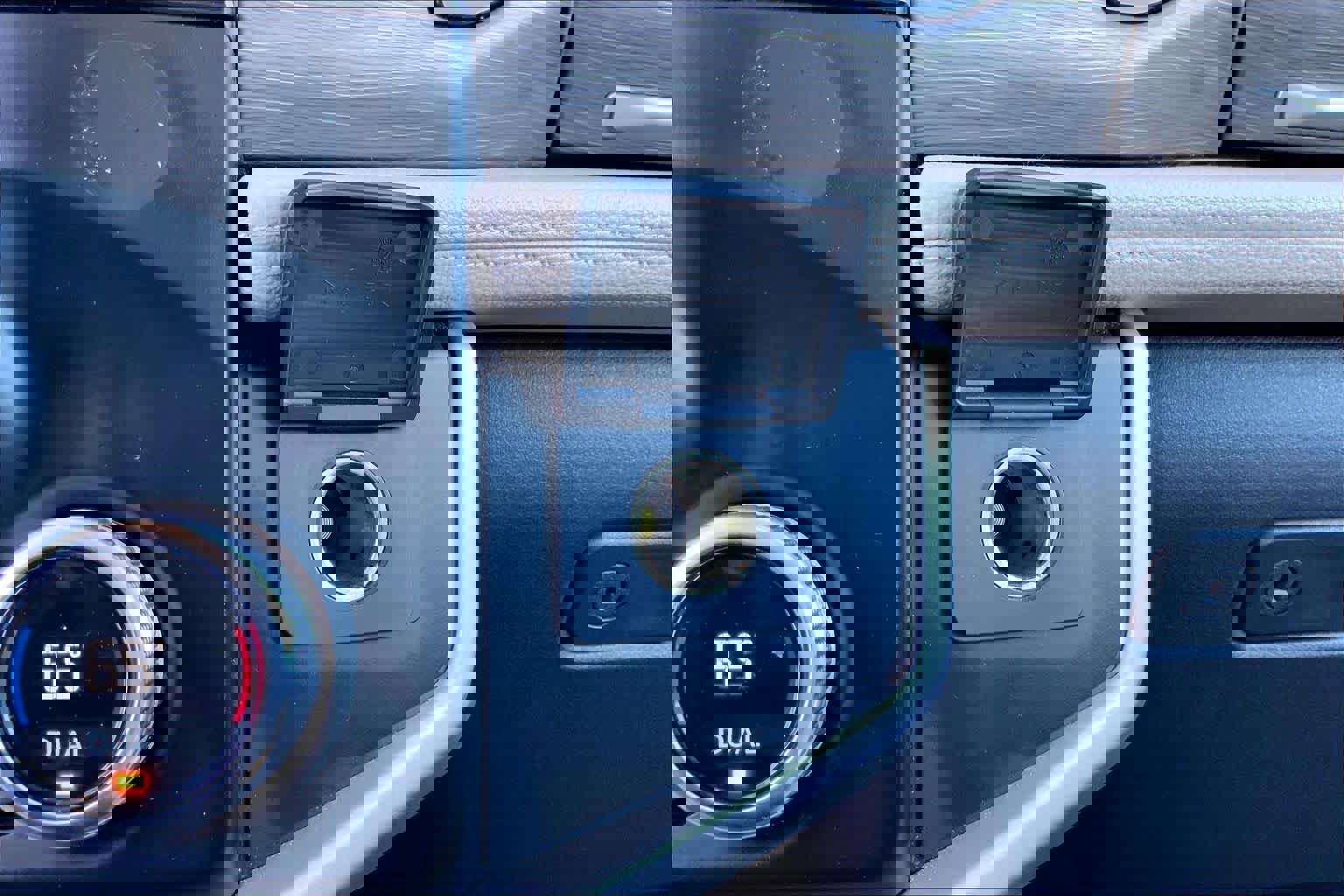 Certified 2024 Ford Expedition Max Limited image 32