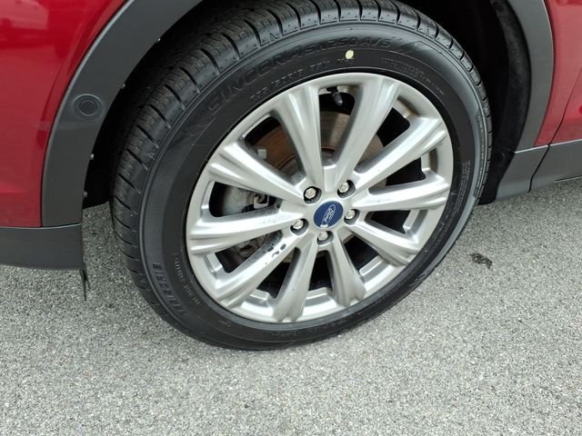 Certified 2018 Ford Escape Titanium AWD/4WD image 5