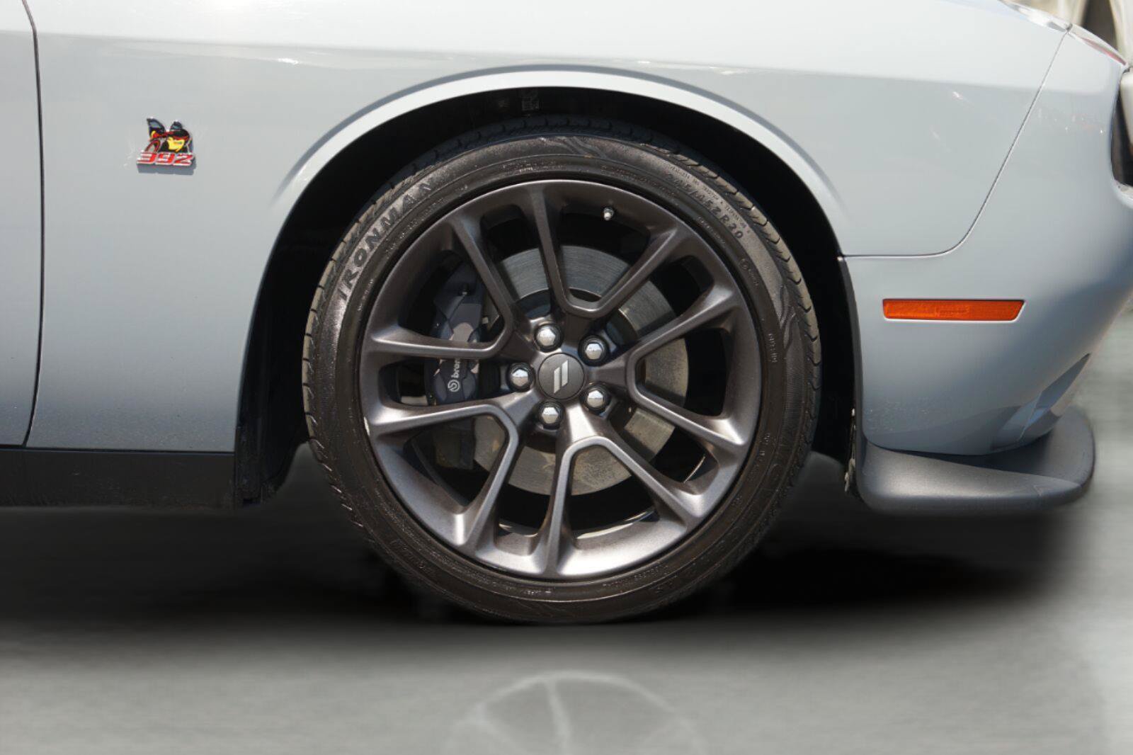 Used 2021 Dodge Challenger R/T Scat Pack RWD image 4