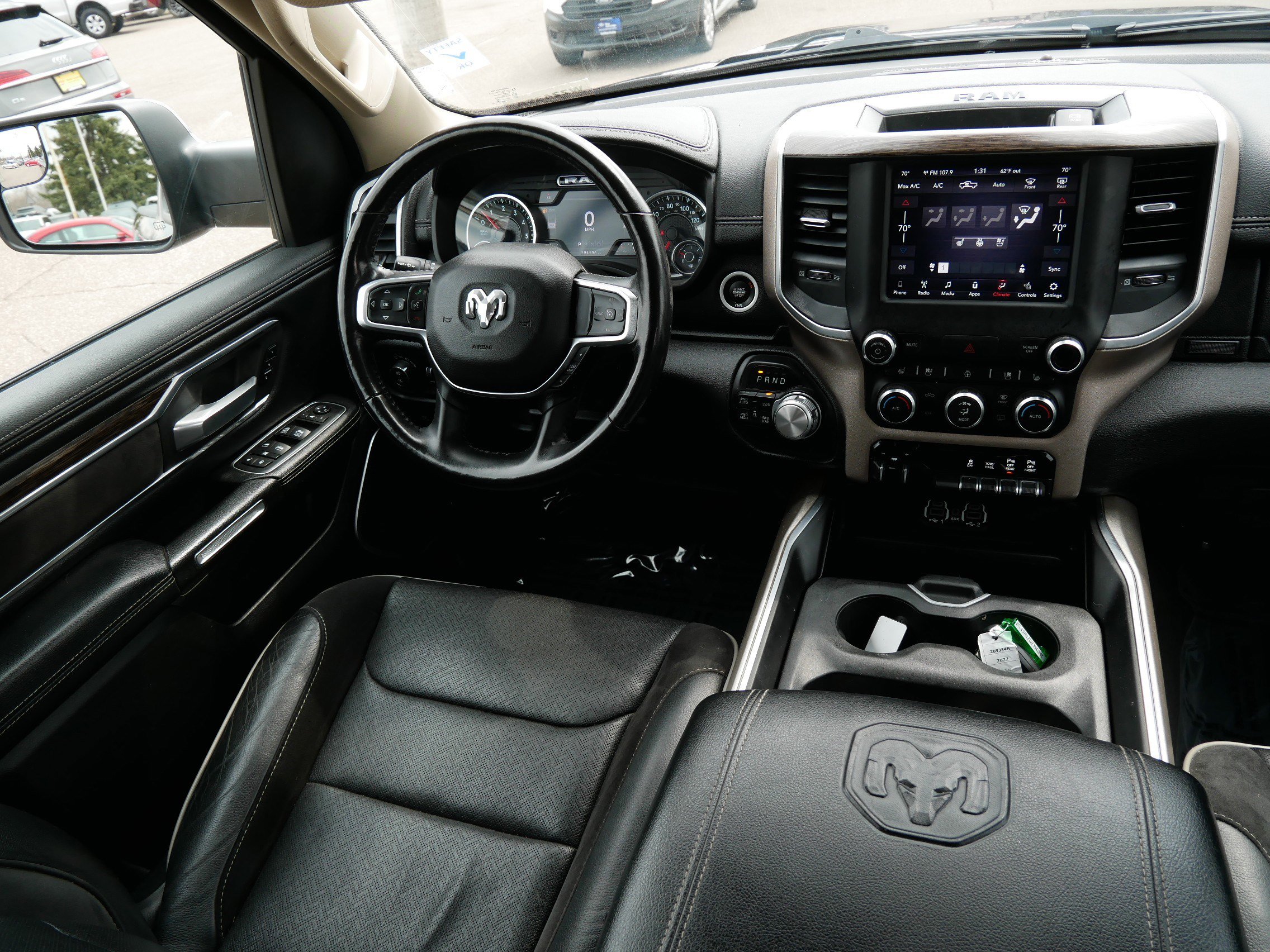 Used 2020 RAM 1500 Laramie AWD/4WD image 9
