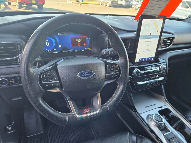 Certified 2023 Ford Explorer ST w/ Equipment Group 401A AWD/4WD image 6