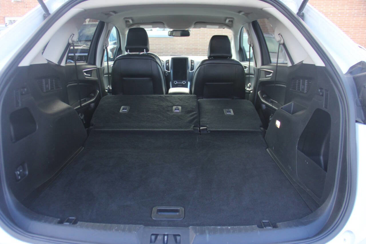 Certified 2023 Ford Edge SEL image 11
