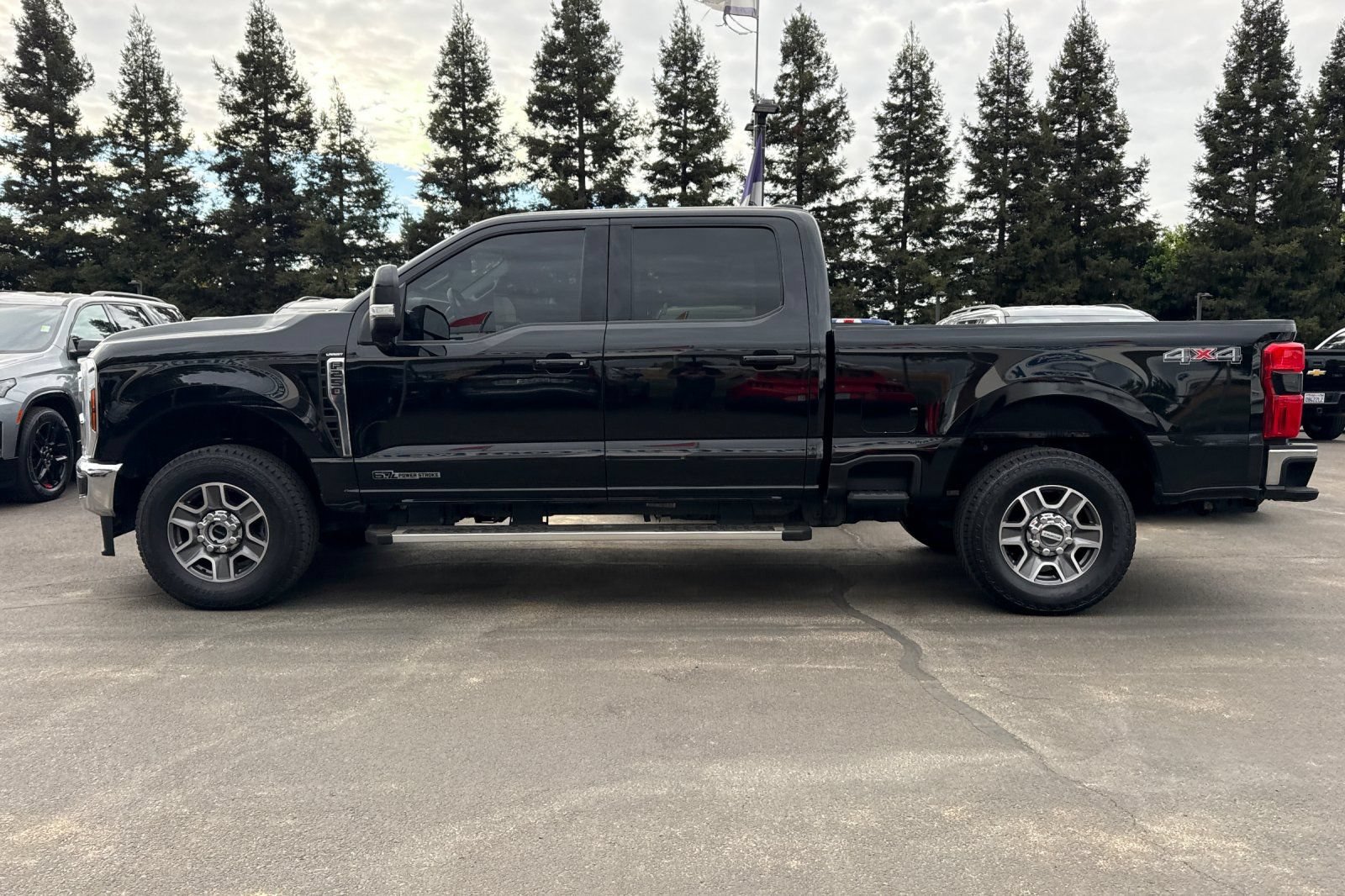 Certified 2025 Ford F250 Lariat AWD/4WD image 7