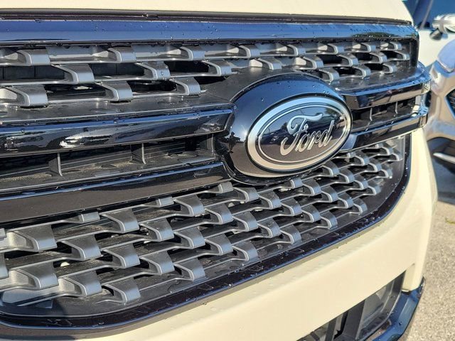 Certified 2025 Ford Ranger XLT w/ Black Appearance Package image 7