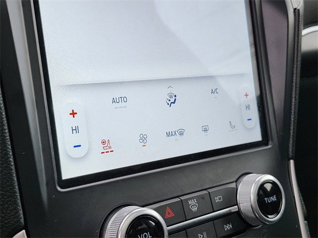 Certified 2022 Ford Edge ST-Line w/ Class II Trailer Tow Package image 23