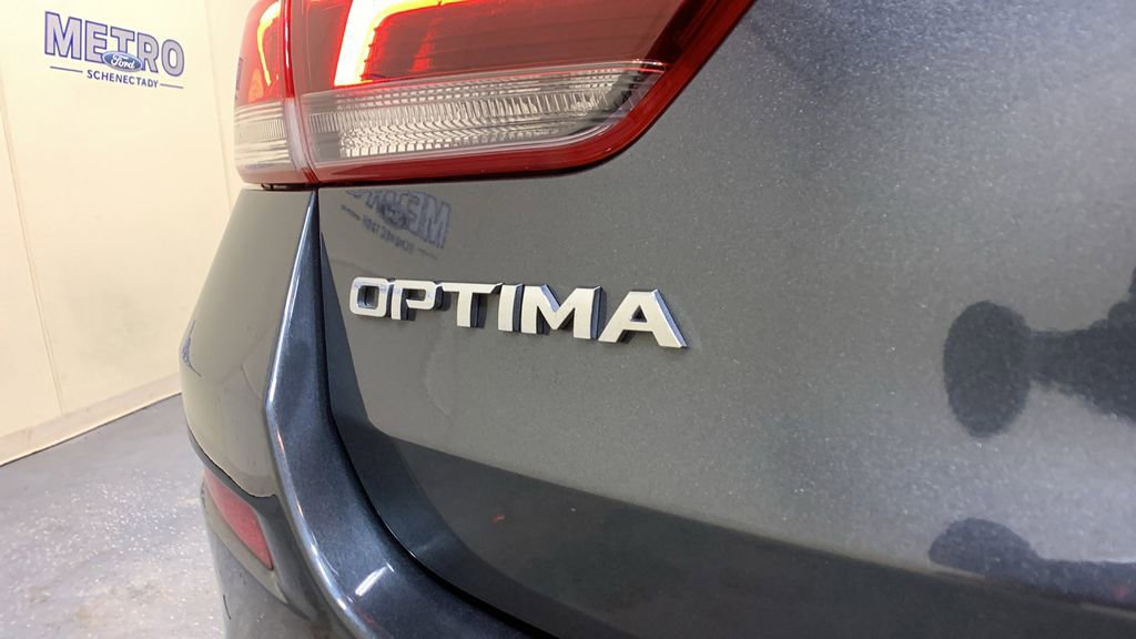 Used 2020 Kia Optima EX image 17
