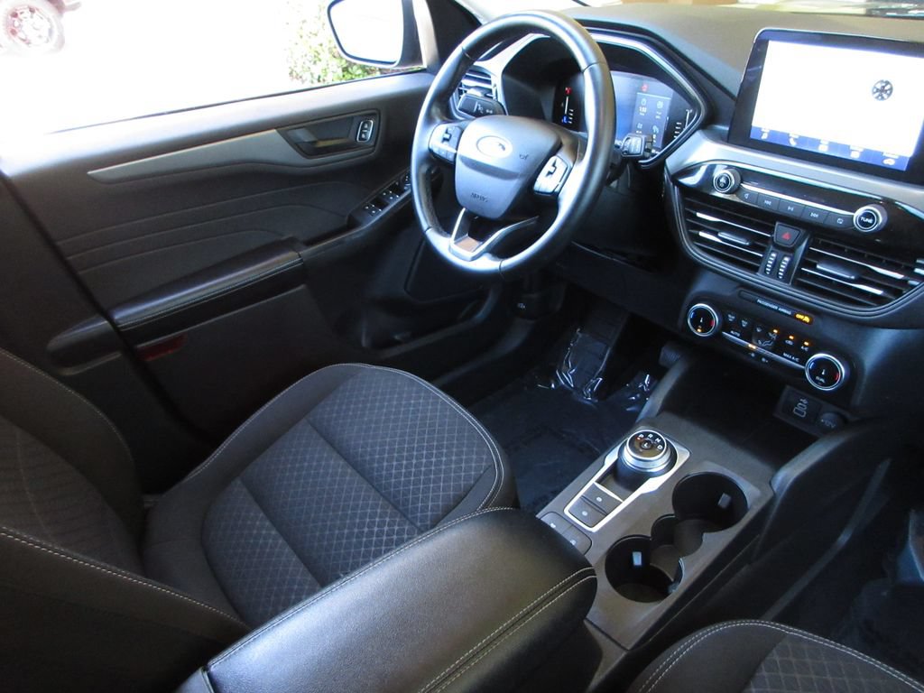 Certified 2024 Ford Escape Active FWD image 21