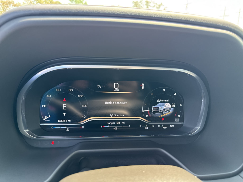 Used 2023 GMC Yukon SLE AWD/4WD image 17