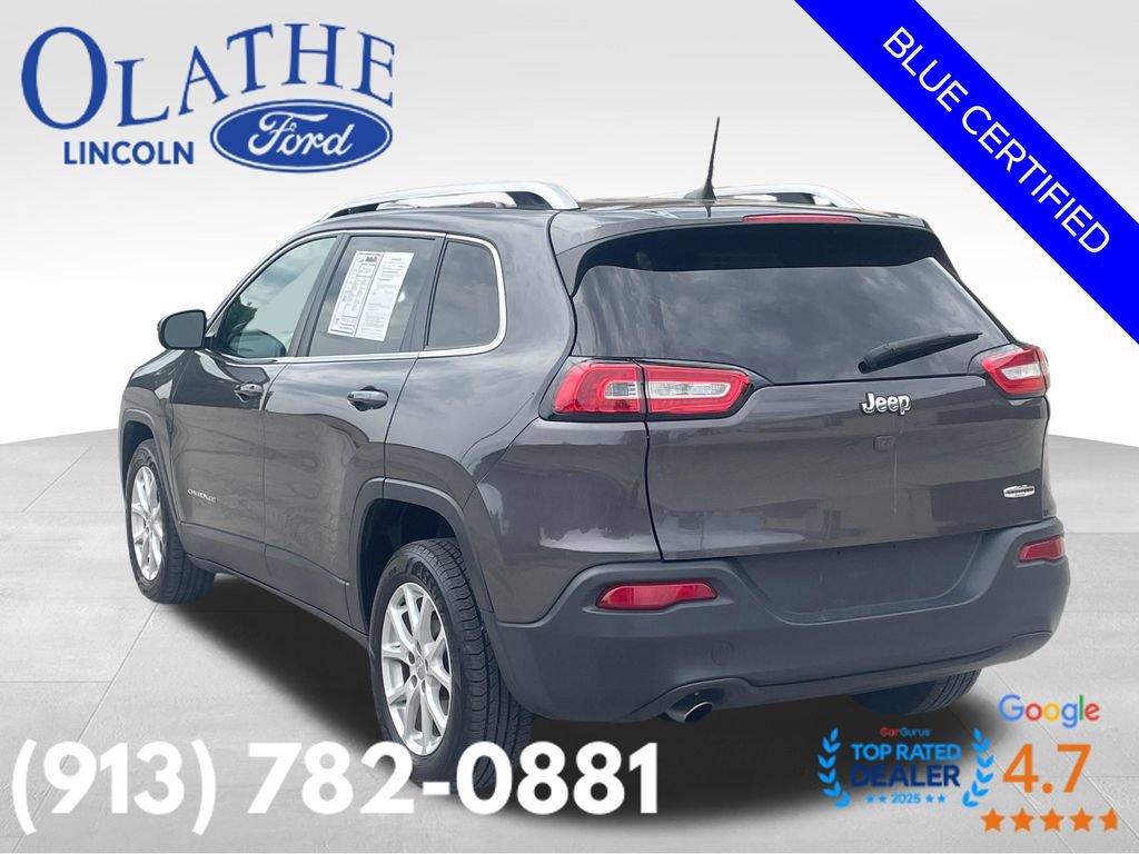 Used 2017 Jeep Cherokee Latitude FWD image 4