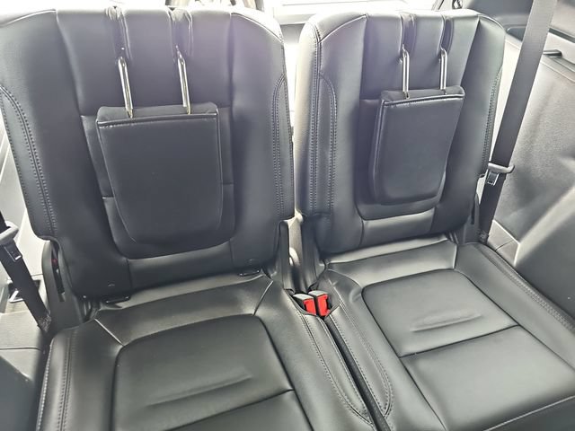 Certified 2019 Ford Explorer XLT w/ Equipment Group 202A FWD image 12