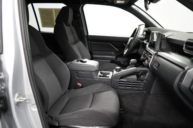 Used 2025 Toyota 4Runner SR5 AWD/4WD image 22