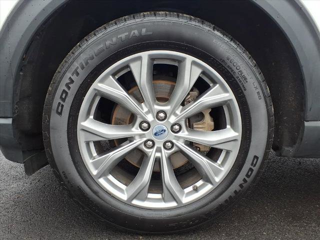 Certified 2023 Ford Explorer XLT w/ Equipment Group 202A AWD/4WD image 27