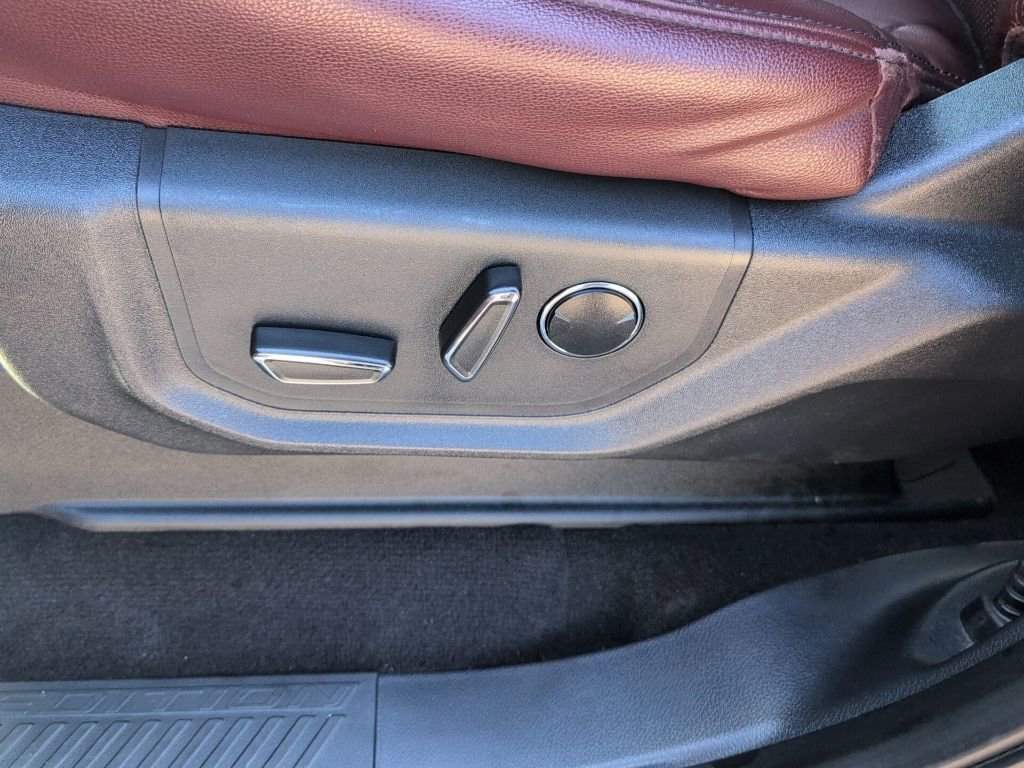 Certified 2023 Ford Expedition Limited image 9