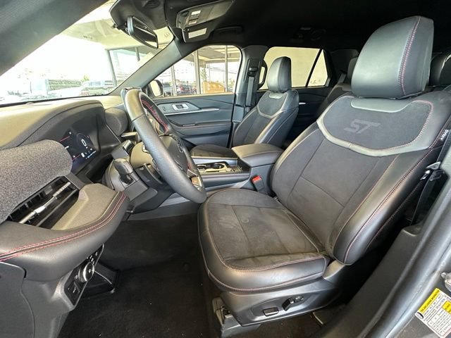 Certified 2025 Ford Explorer ST AWD/4WD image 18