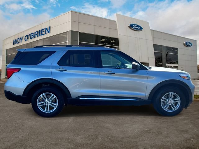 Certified 2024 Ford Explorer XLT w/ Equipment Group 202A AWD/4WD image 6
