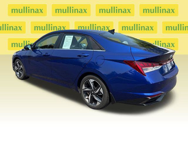 Used 2023 Hyundai Elantra Limited FWD image 11