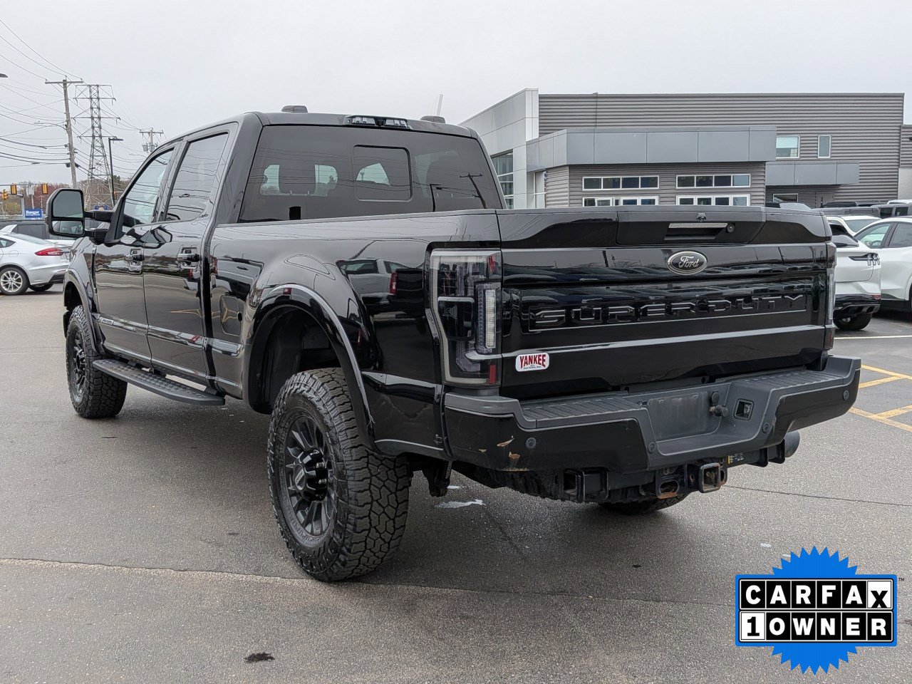 Certified 2022 Ford F350 Lariat w/ Tremor Off-Road Package AWD/4WD image 6