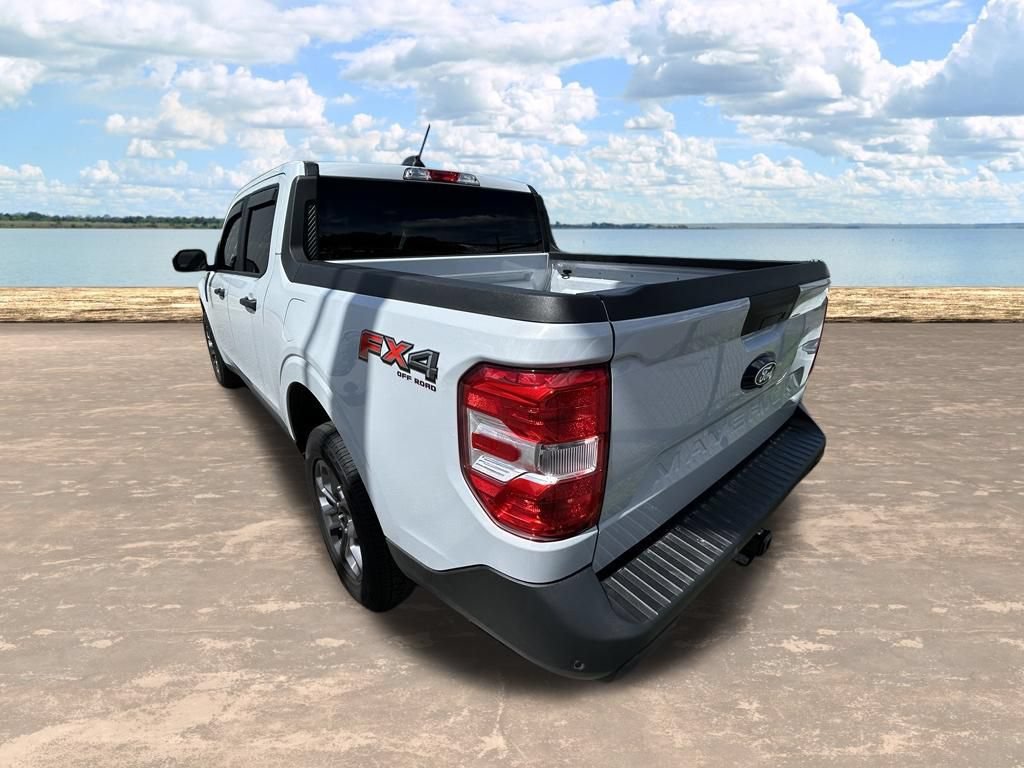 Certified 2025 Ford Maverick XLT w/ XLT Luxury Package AWD/4WD image 5